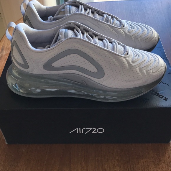 Nike Shoes - NIB Air Max 720